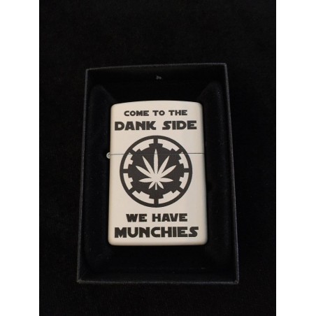 Mechero de gasolina ZIPPO come to the dank side